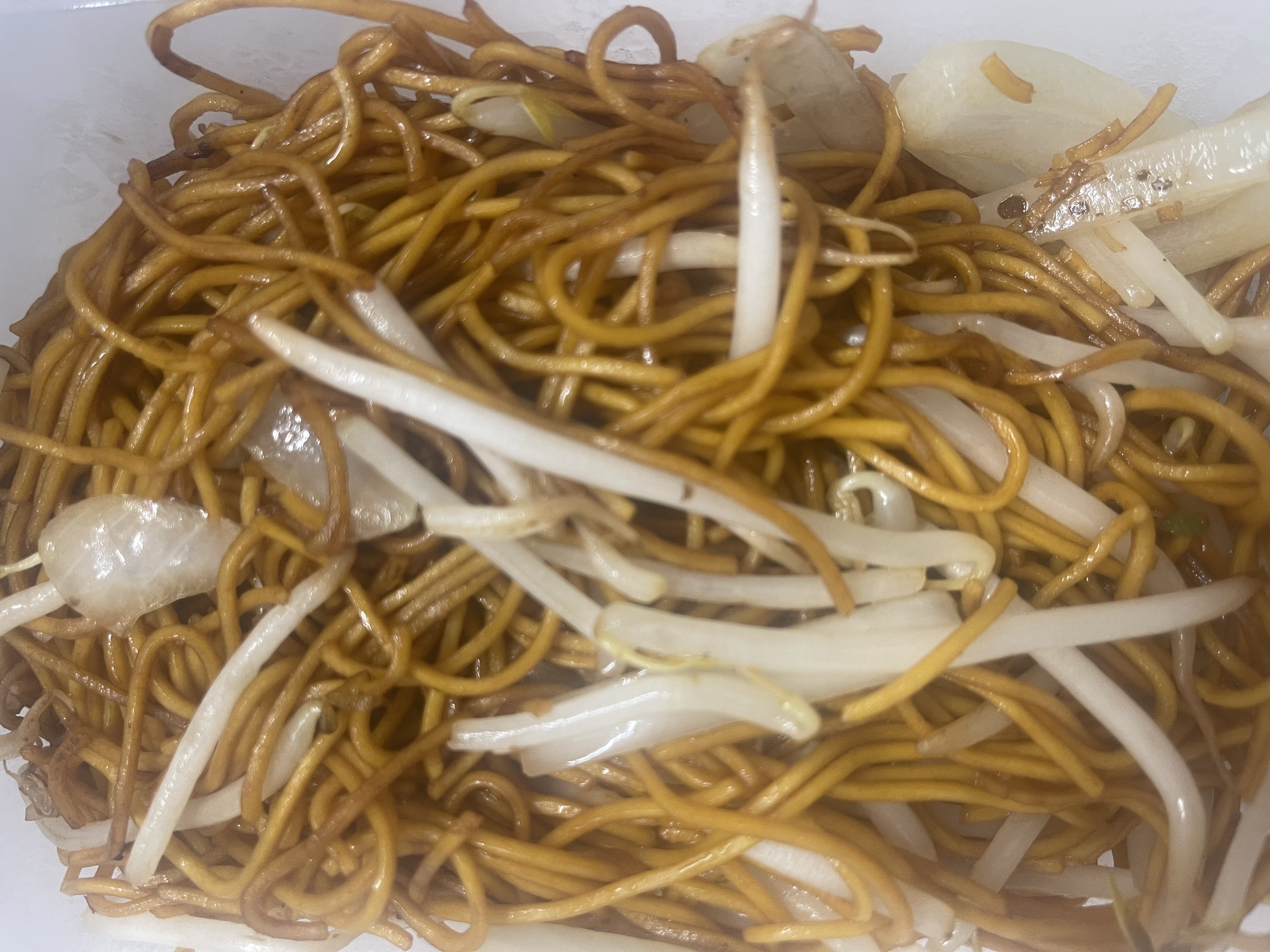 Stir Fried Noodle with Bean Sprouts & Onions