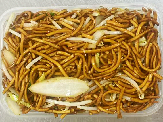 Soft Noodles with Bean Sprouts